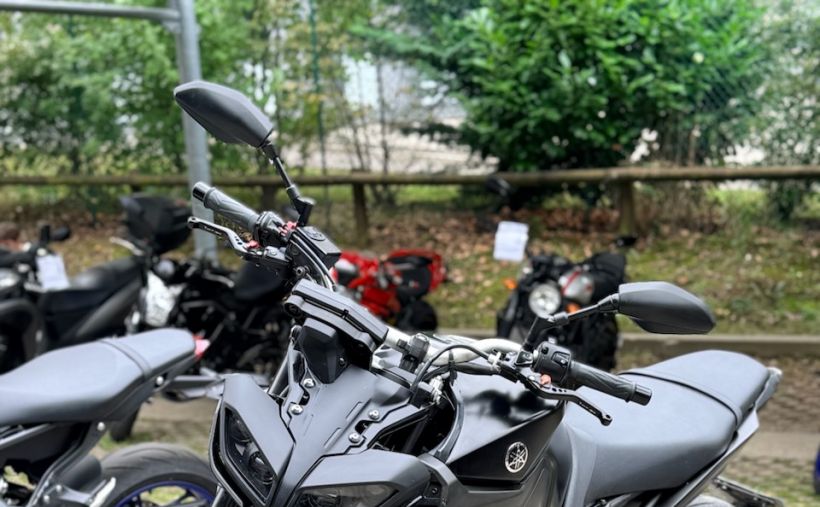 YAMAHA MT-09 0