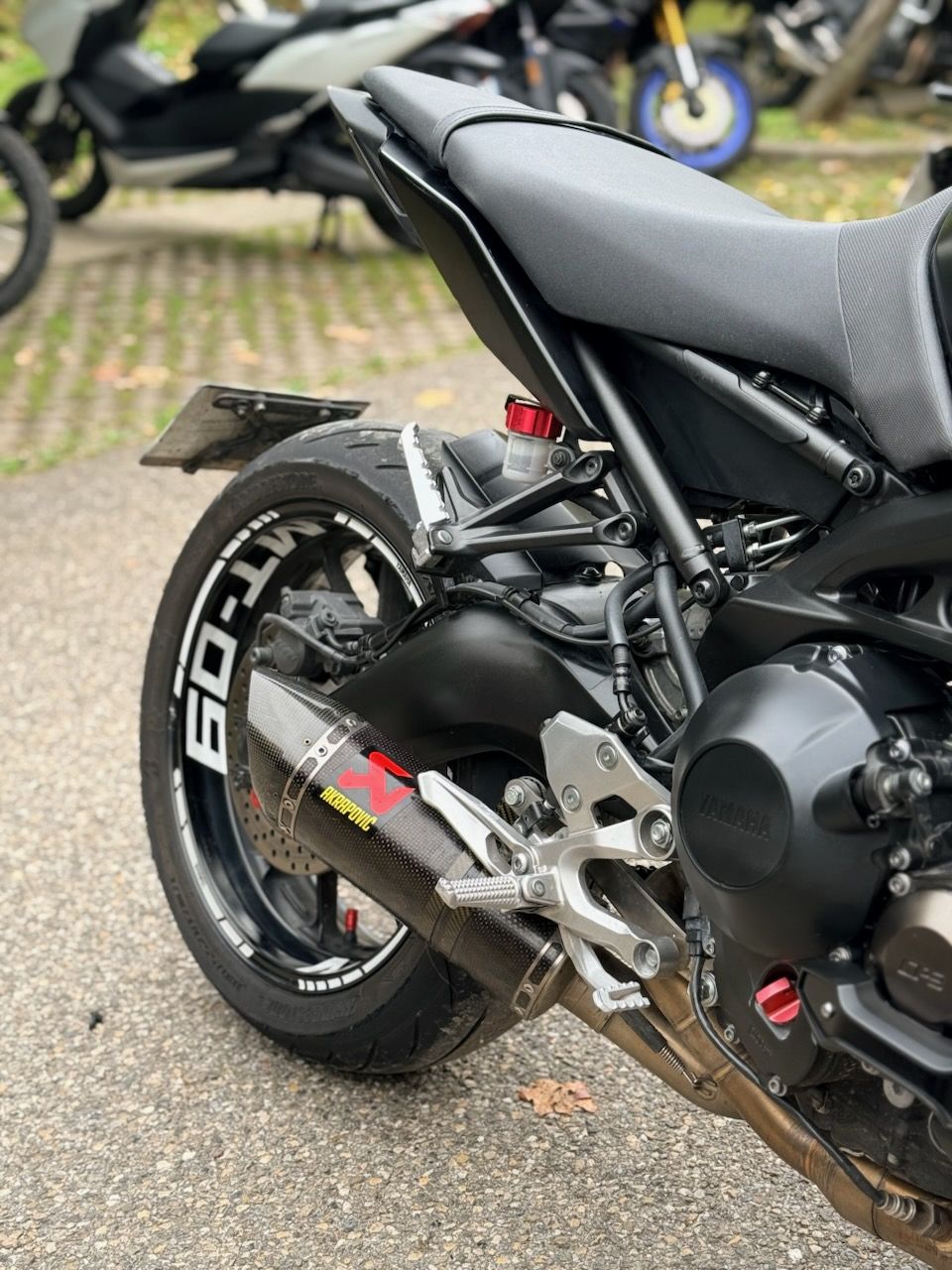 YAMAHA MT-09 2