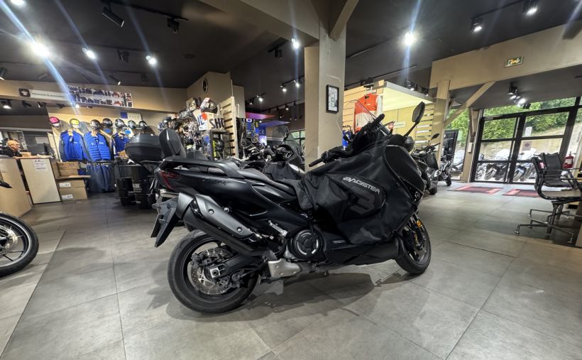 YAMAHA XP T-MAX 560 TECH MAX 2