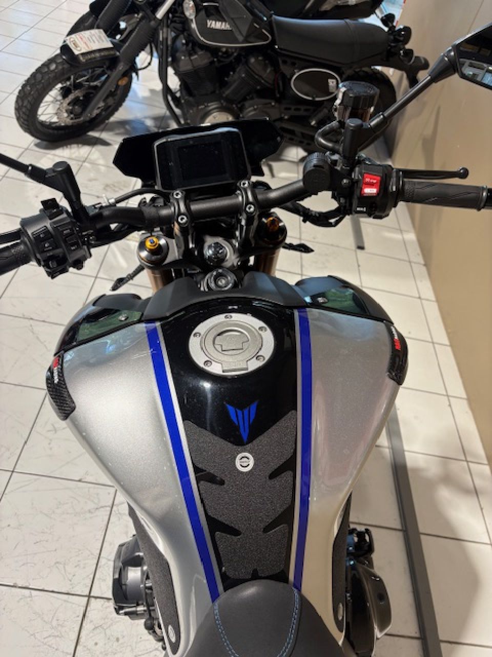 YAMAHA MT-09 SP 2