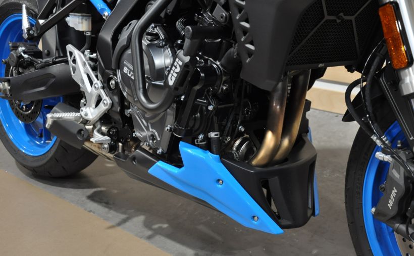 SUZUKI GSX-8S 7
