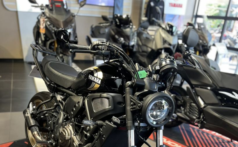 YAMAHA XSR 700 1