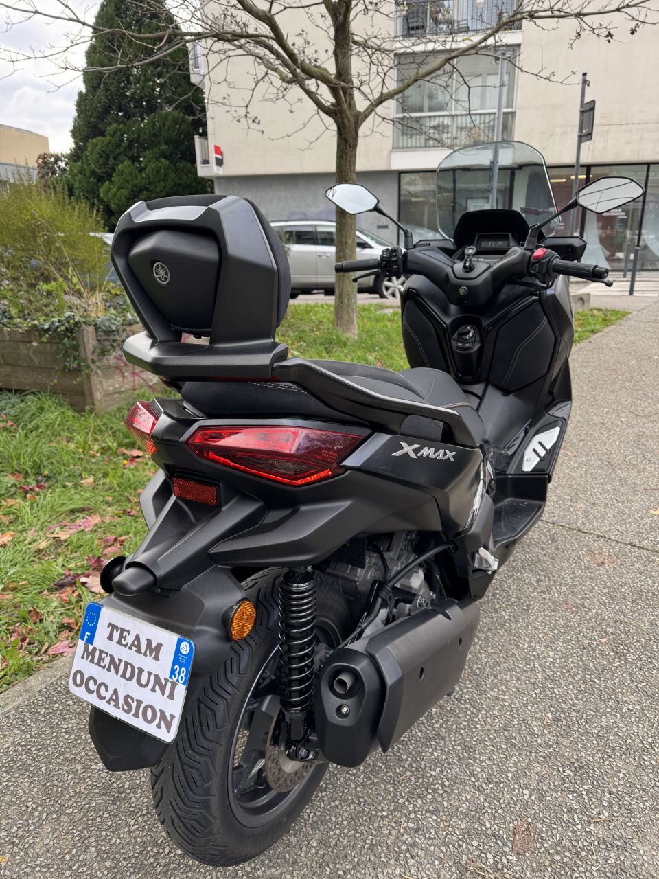 YAMAHA XMAX 300 Tech Max 2