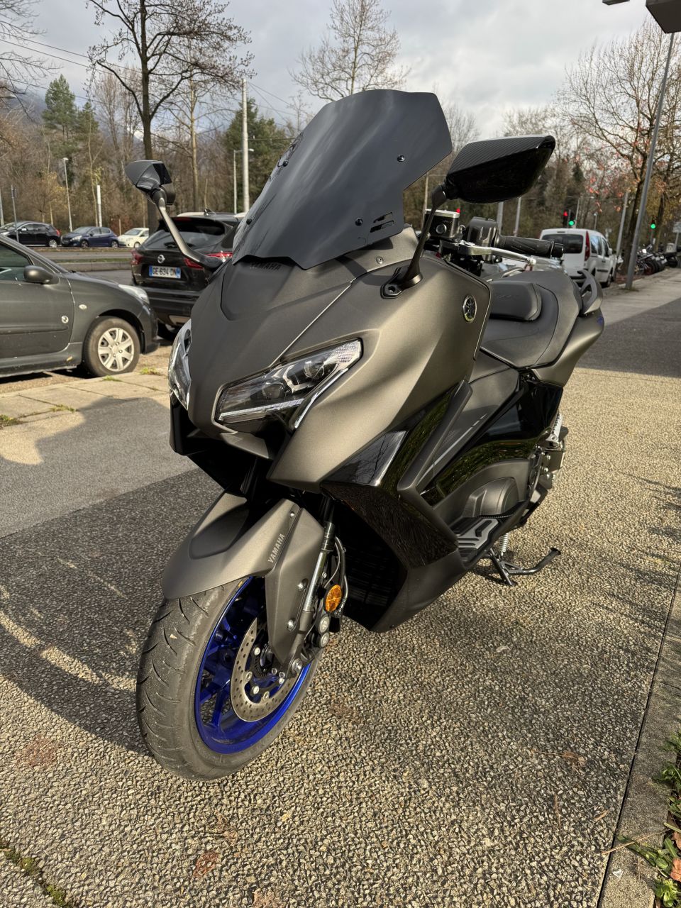 YAMAHA XP T-MAX 560 5