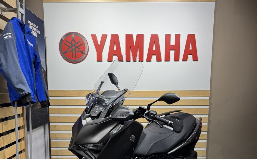 YAMAHA XMAX 300 TECH MAX + 5