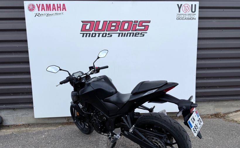 YAMAHA MT-03 5