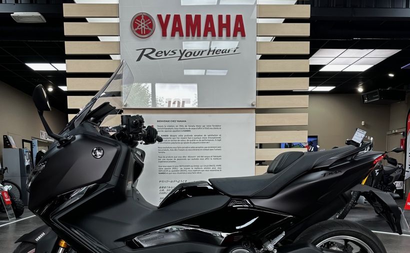 YAMAHA XP T-MAX 560 TECH MAX 3