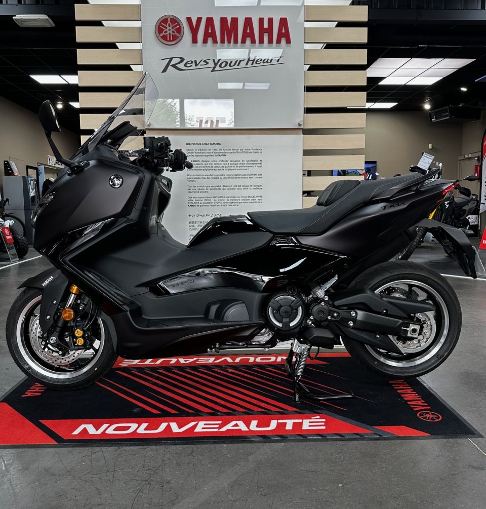 YAMAHA XP T-MAX 560 TECH MAX 3