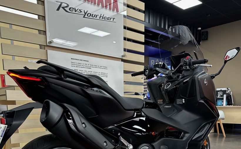 YAMAHA XP T-MAX 560 TECH MAX 2
