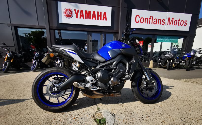 YAMAHA MT-09 2