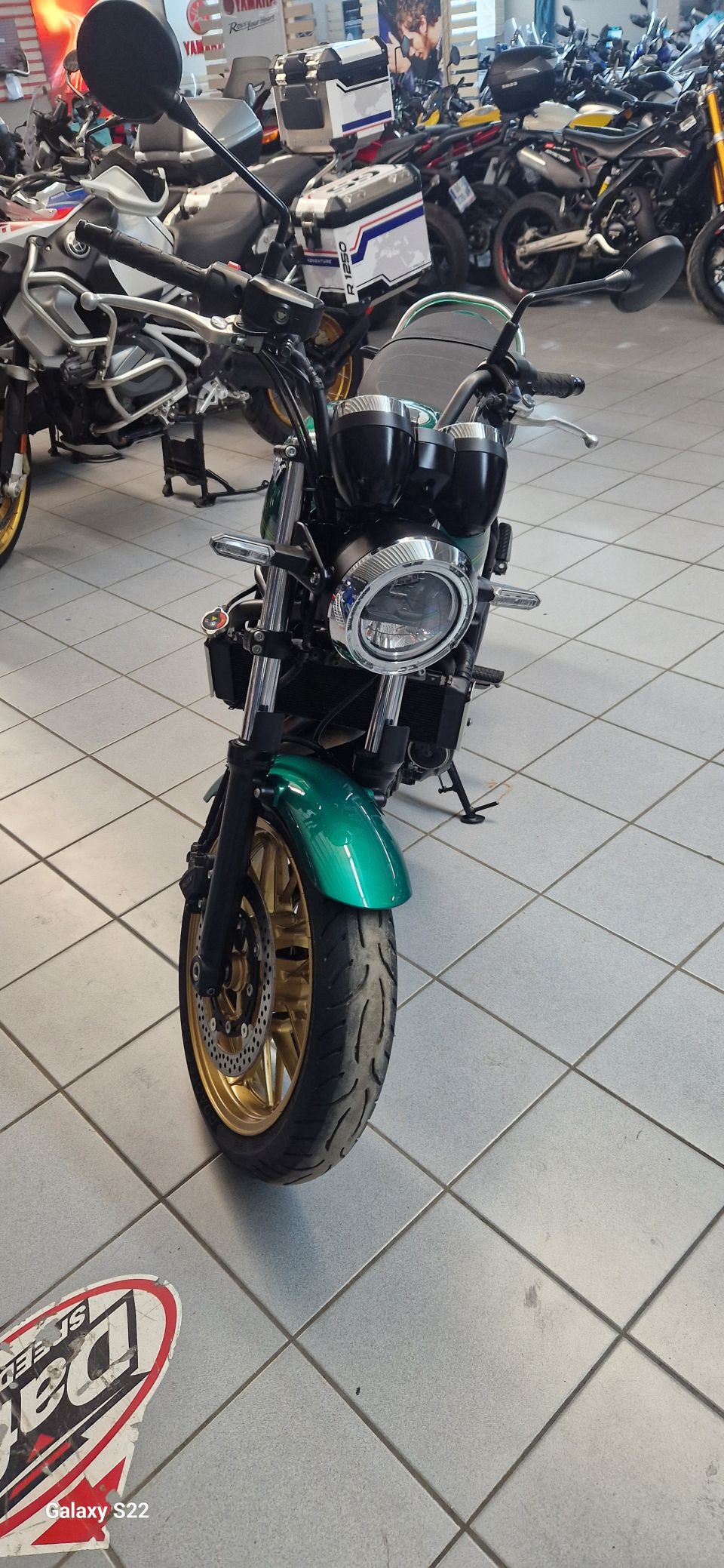 KAWASAKI Z 650 10
