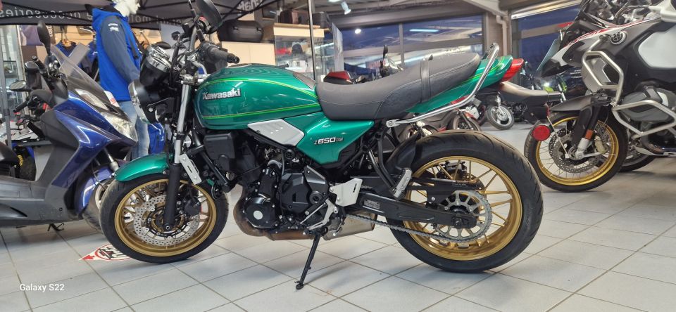KAWASAKI Z 650 30