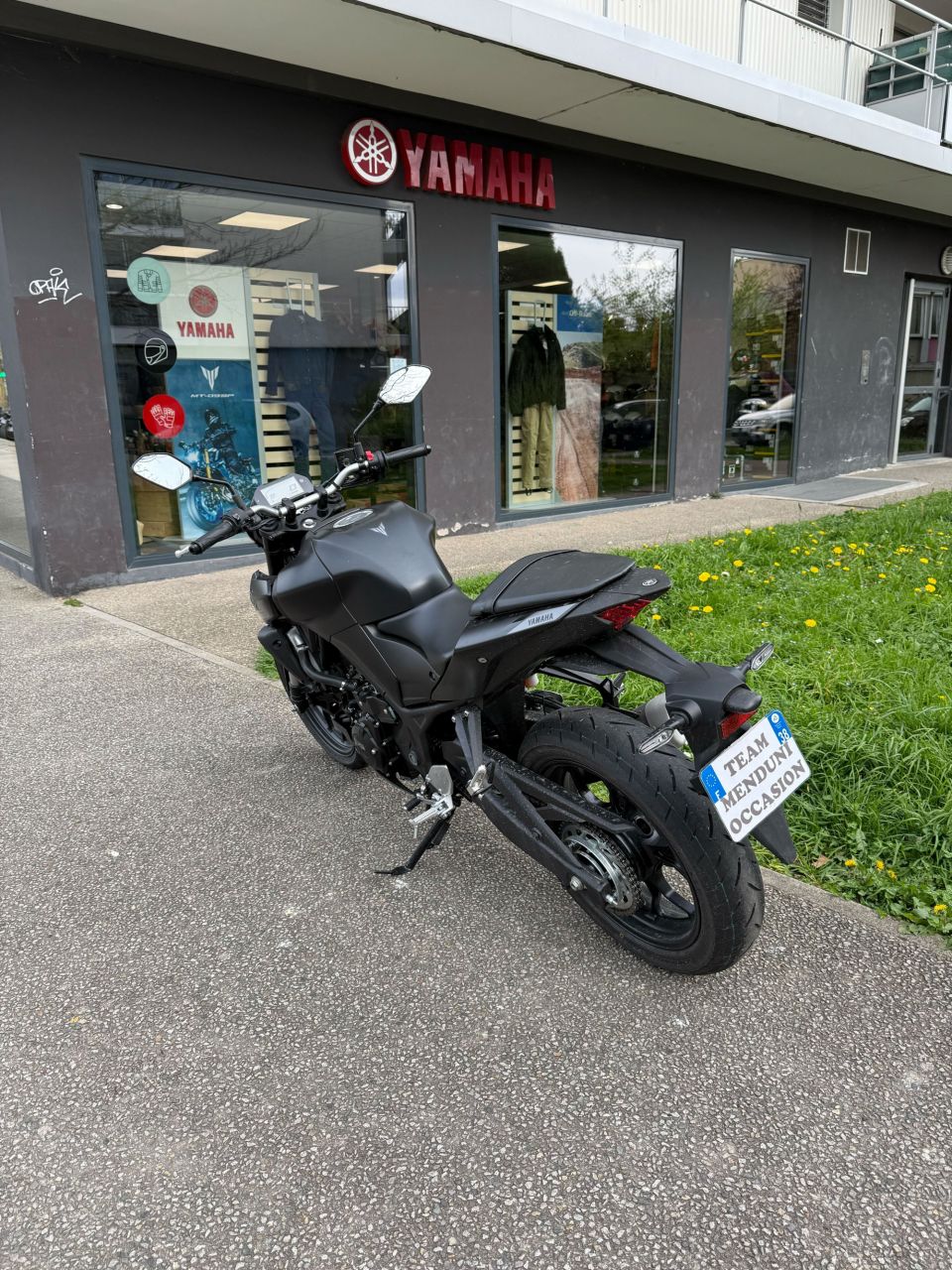 YAMAHA MT-03 3