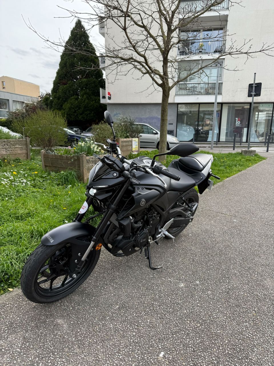 YAMAHA MT-03 5