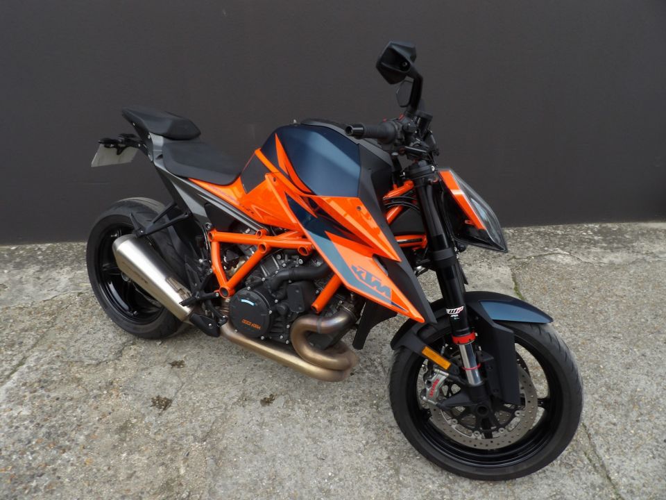 KTM 1290 SUPER DUKE R 0