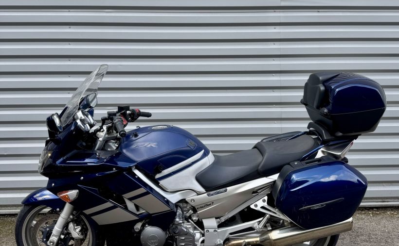 YAMAHA FJR 1300 8