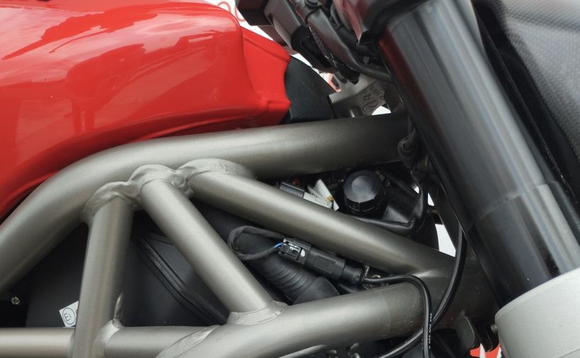 DUCATI X-DIAVEL S 2