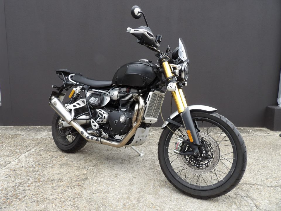 TRIUMPH SCRAMBLER 1200 XE 2