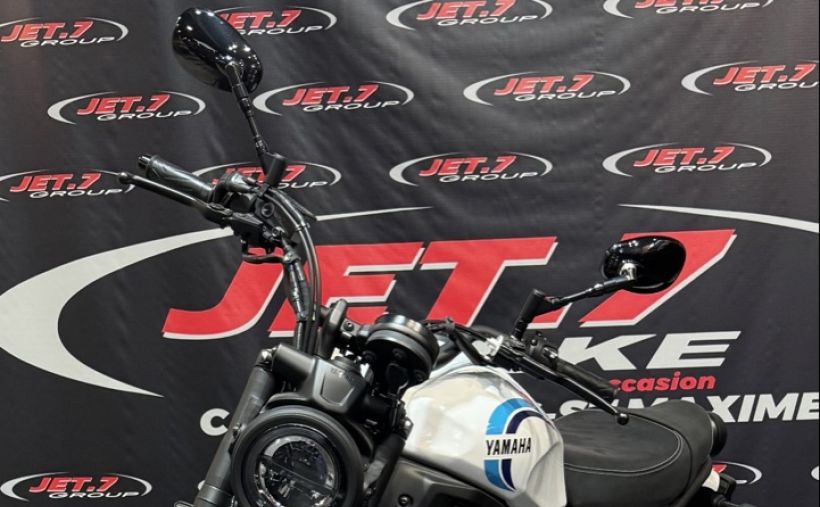 YAMAHA XSR 700 2