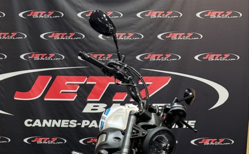 YAMAHA XSR 700 1