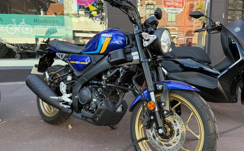 YAMAHA XSR 125 1