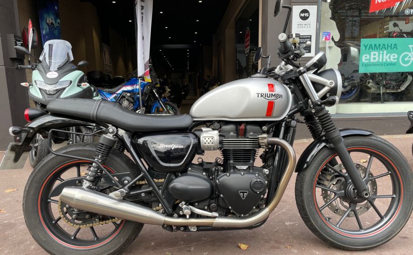 TRIUMPH STREET TWIN  900 0