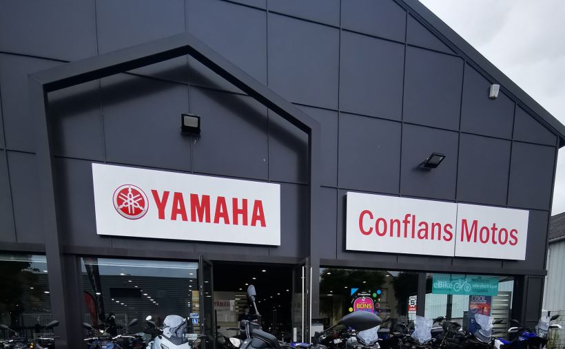 YAMAHA MT-125 0
