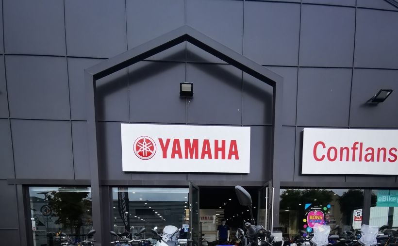 YAMAHA MT-125 1