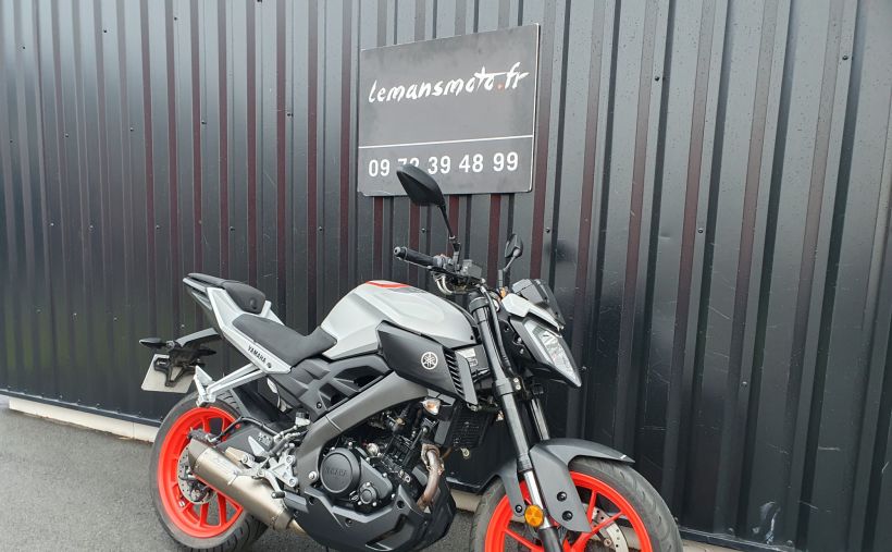 YAMAHA MT-125 ABS 10