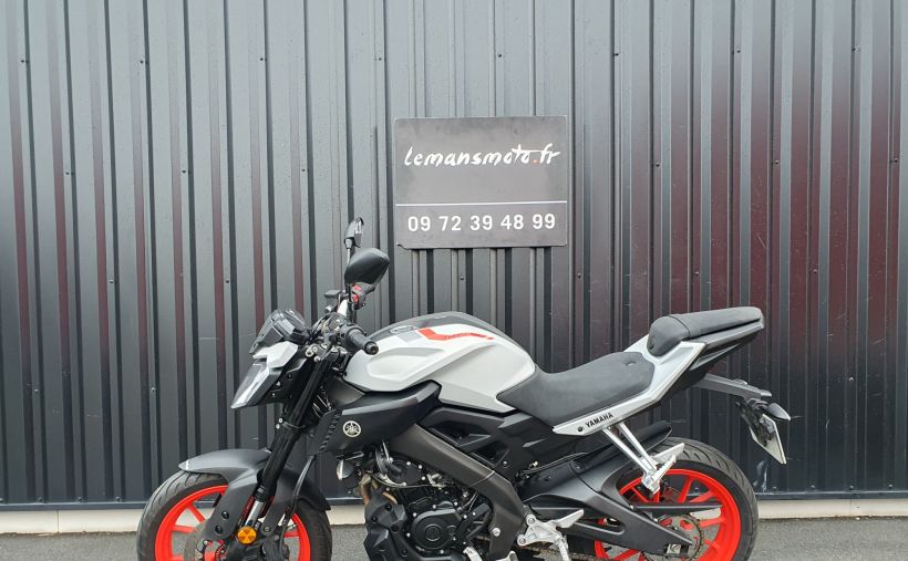 YAMAHA MT-125 ABS 15
