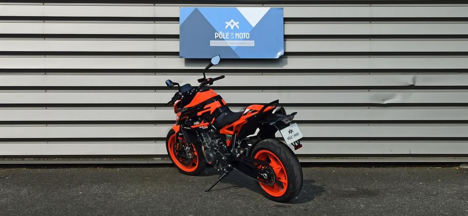 KTM 890 DUKE 35