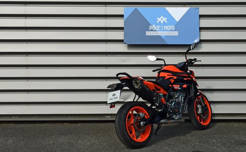 KTM 890 DUKE 12