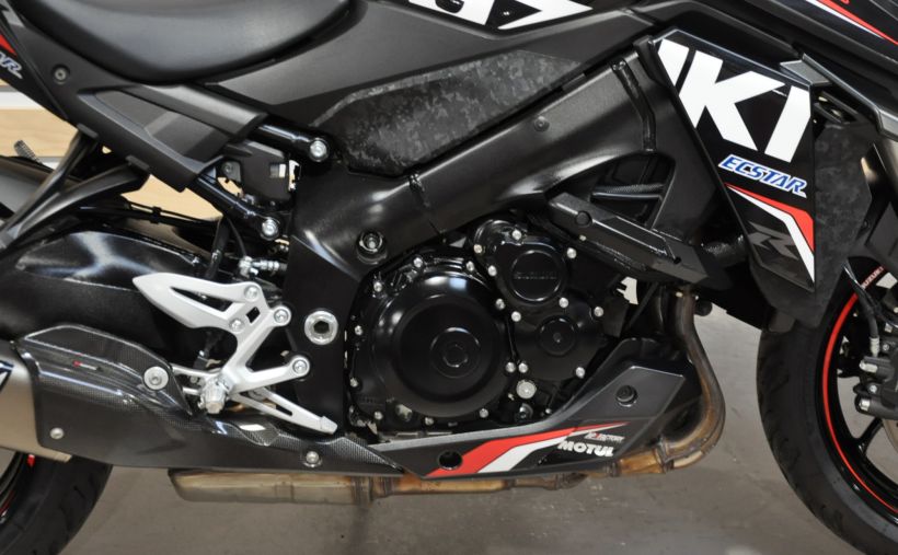 SUZUKI GSX-S 950 A2 1