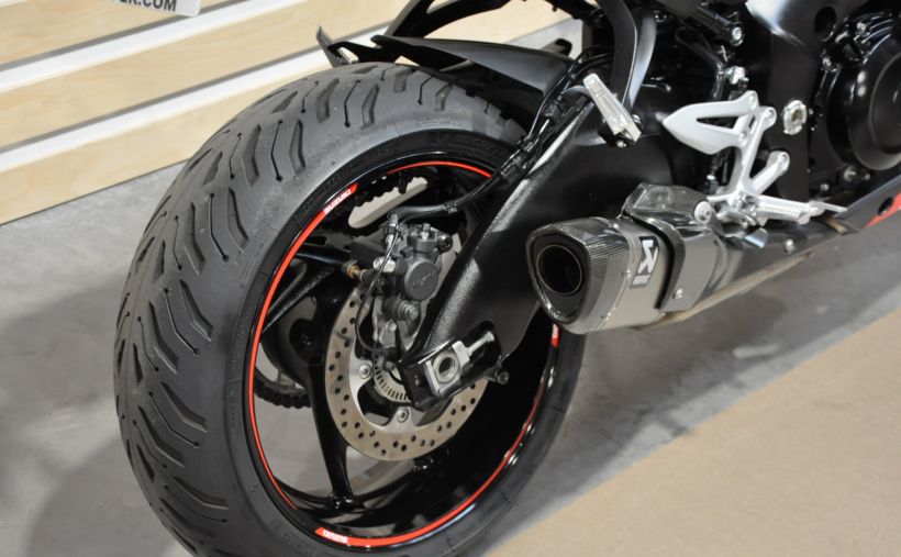 SUZUKI GSX-S 950 A2 6