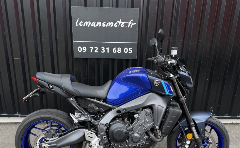 YAMAHA MT-09 5