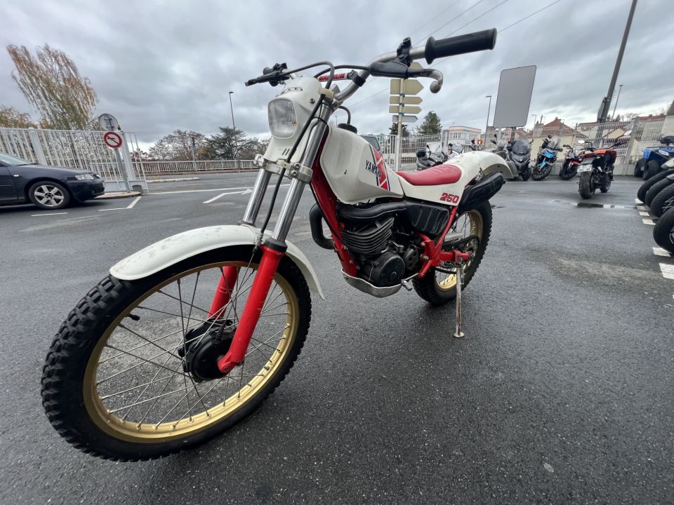 YAMAHA 250 TY 33