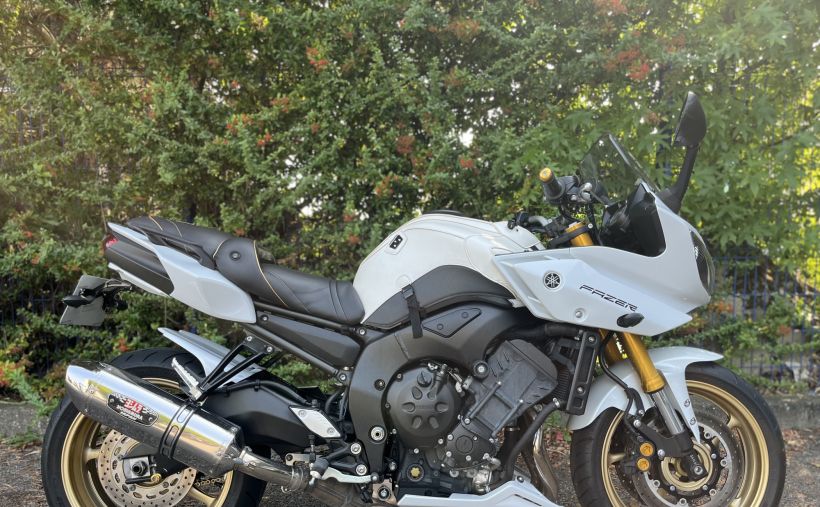 YAMAHA FZ8 0