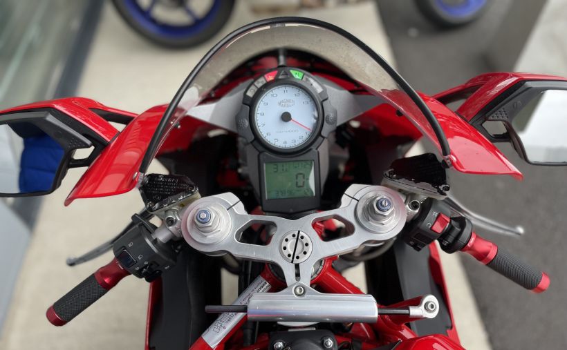 DUCATI 999 6