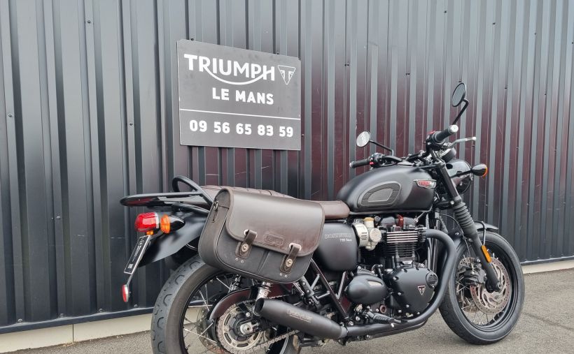 TRIUMPH Bonneville T120 Black 2