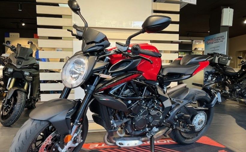 MV AGUSTA BRUTALE 800 8