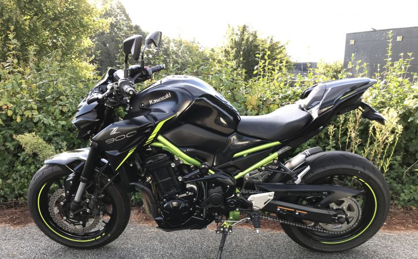 KAWASAKI Z 900 8