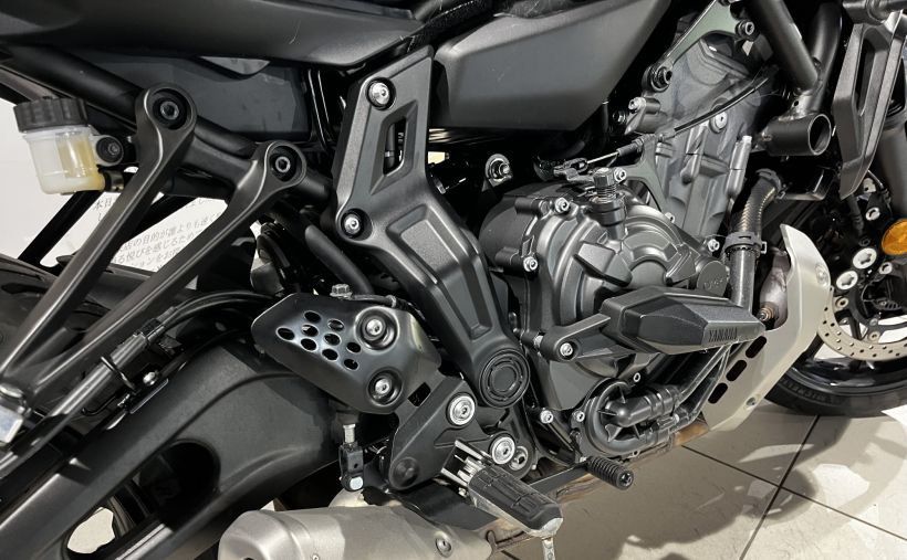 YAMAHA MT-07 (47.5CV) 1