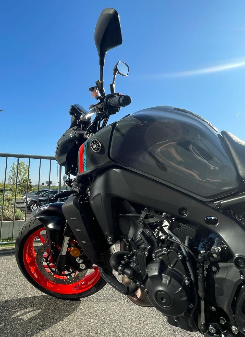 YAMAHA MT-09 2