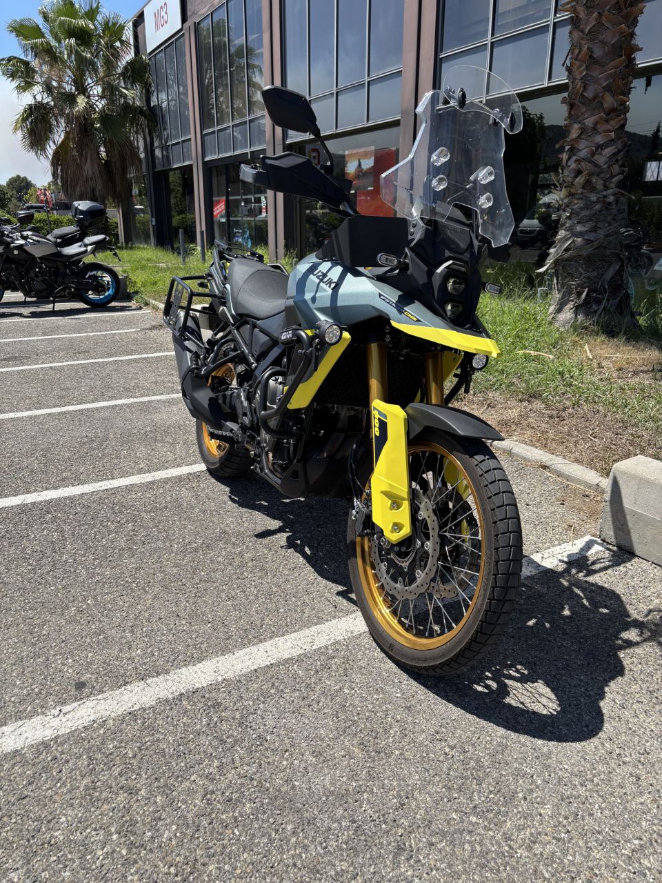 SUZUKI DL V-STROM 800DE 1