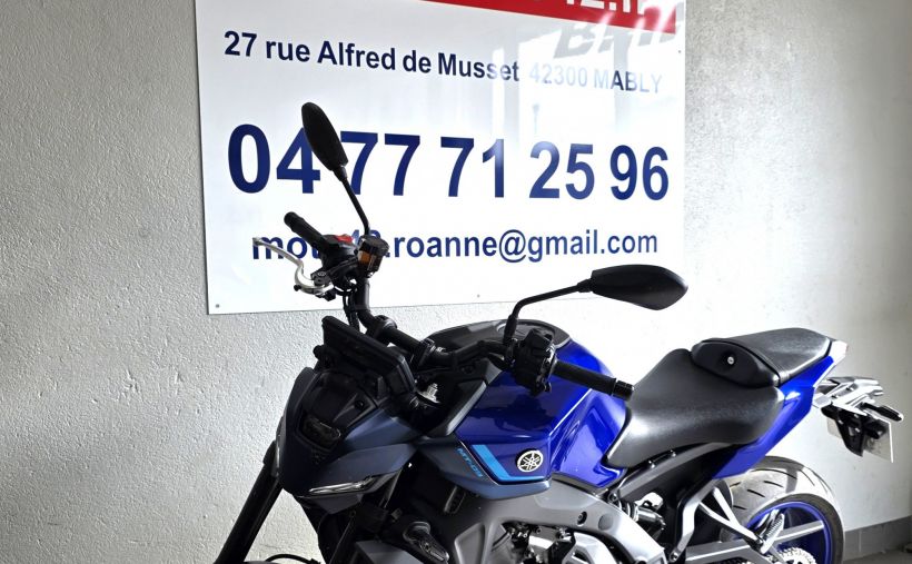YAMAHA MT-09 2