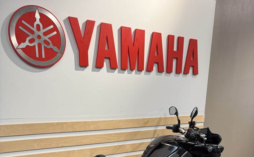 YAMAHA MT-10 0