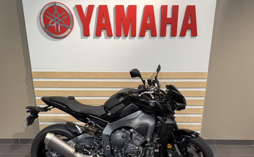 YAMAHA MT-10 1