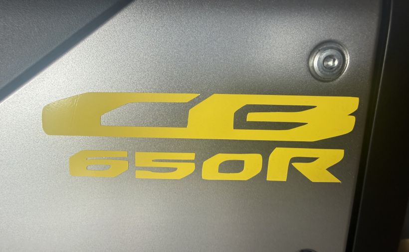 HONDA CB 650 R 1