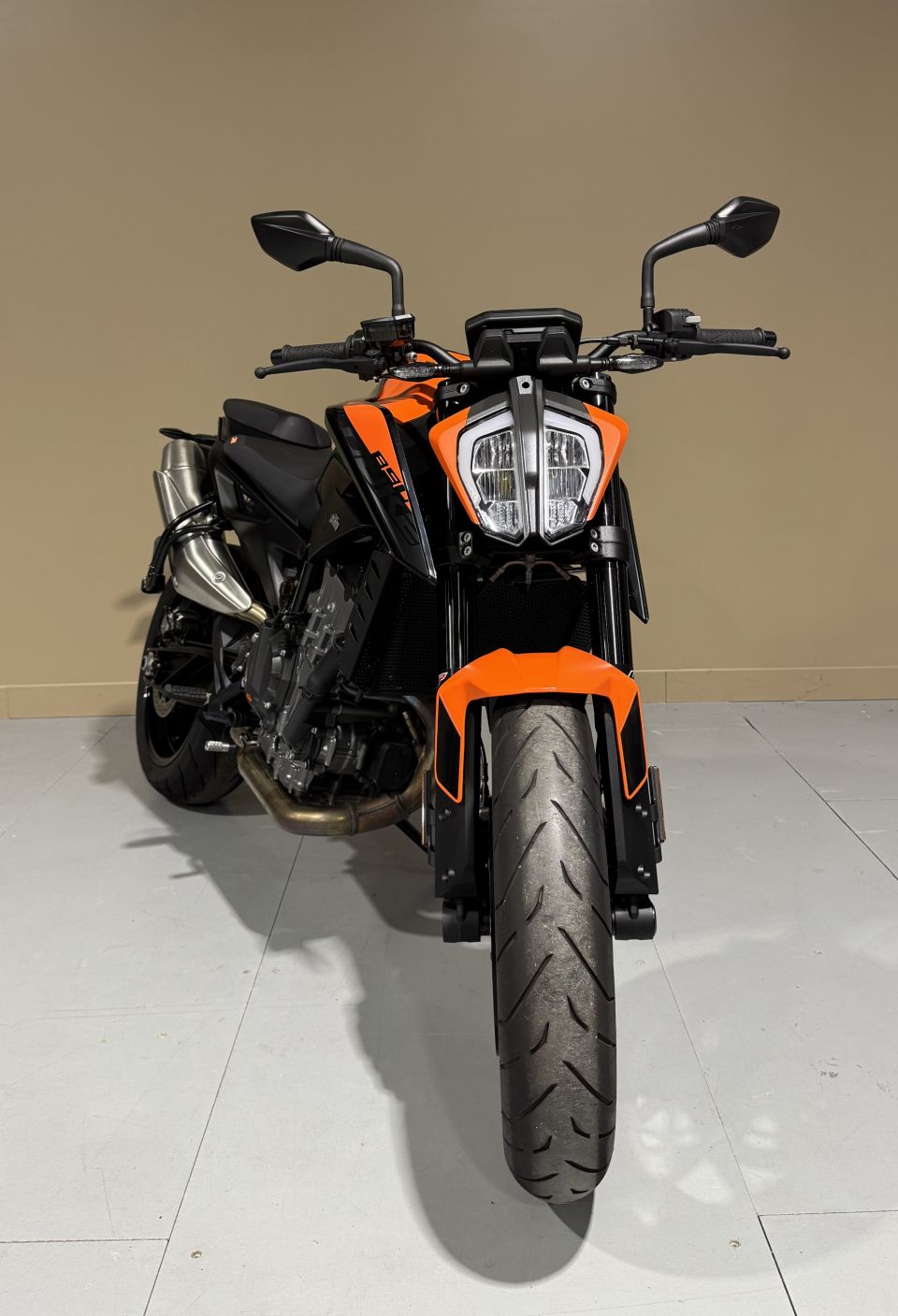 KTM 890 DUKE 2