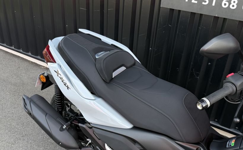 YAMAHA X-MAX 125 TECH MAX + 20